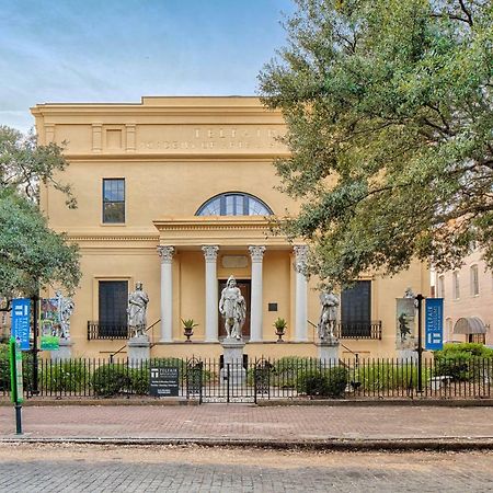Savannah City Line Villa Exterior photo